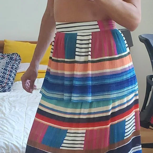 FARM RIO PLEATED MIDI SKIRT - Picture 3 of 5